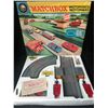 Image 3 : LESNEY PRODUCT - MATCHBOX MOTORISED MOTORWAY SET