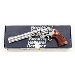 SW M.686 Distinguished Combat Mag. Revolver