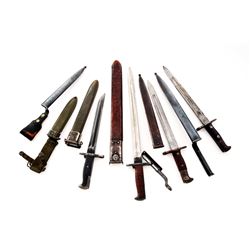 Lot of 4 Bayonets and 2 Scabbards