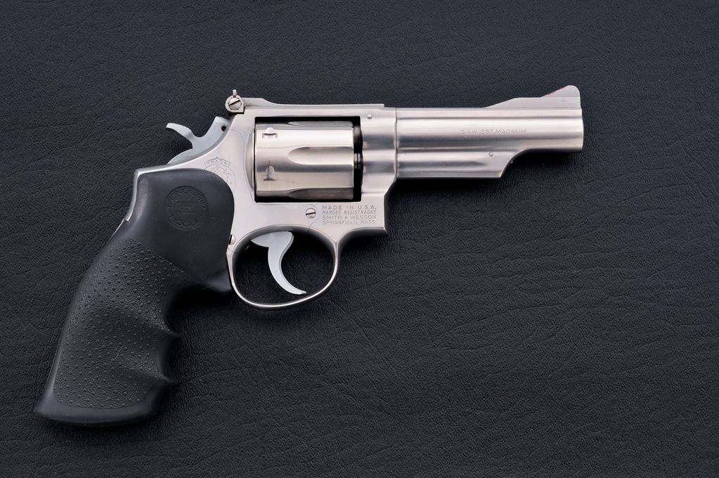 SW Model 66 Combat Magnum Double Action Revolver