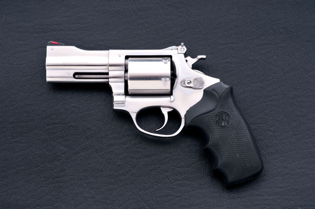 24 PAGES ROSSI REVOLVERS OWNERS MANUAL