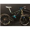 Image 1 : BLACK TORQUE CANYON 10 SPEED FULL SUSPENSION DOWNHILL MOUNTAIN BIKE WITH FULL DISC BRAKES