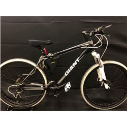 BLACK GIANT REVEL 24 SPEED FRONT SUSPENSION MOUNTAIN BIKE WITH FULL DISC BRAKES