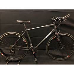 GREY SPECIALIZED SIRRUS COMP 20 SPEED HYBRID BIKE