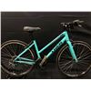 Image 1 : TEAL TREK FX2 24 SPEED HYBRID BIKE
