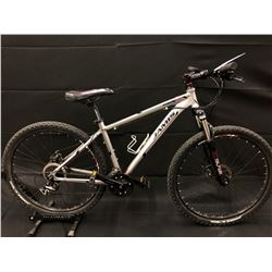 GREY JAMIS TRAIL X 650 24 SPEED FRONT SUSPENSION MOUNTAIN BIKE WITH FULL DISC BRAKES