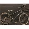 Image 1 : GREY NORCO YORKVILLE 21 SPEED HYBRID BIKE