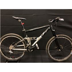 BLACK GARY FISHER CAKE 27 SPEED FULL SUSPENSION MOUNTAIN BIKE WITH FULL DISC BRAKES