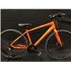 Image 1 : ORANGE SPECIALIZED SIRRUS 24 SPEED HYBRID BIKE WITH FULL DISC BRAKES