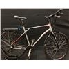 Image 1 : GREY GT TRANSEO 21 SPEED HYBRID BIKE WITH FULL DISC BRAKES
