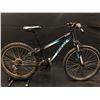 Image 1 : BLACK KIDS SPECIALIZED HOTROCK 21 SPEED FRONT SUSPENSION MOUNTAIN BIKE