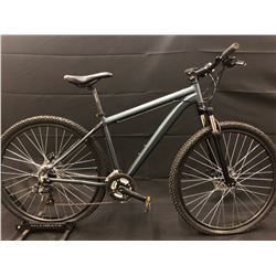 BLUE 21 SPEED FRONT SUSPENSION MOUNTAIN BIKE WITH FULL DISC BRAKES