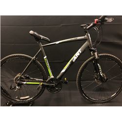 GREY GIANT ROAM 27 SPEED FRONT SUSPENSION MOUNTAIN BIKE WITH FULL DISC BRAKES