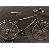 Image 1 : BLACK KONA DEW 24 SPEED HYBRID BIKE