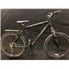 Image 1 : BLACK TREK 4300 24 SPEED FRONT SUSPENSION MOUNTAIN BIKE