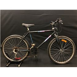 BLACK FREE SPIRIT MIRAGE 18 SPEED MOUNTAIN BIKE