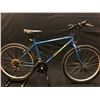 Image 1 : BLUE ASCENTE RAZOR 18 SPEED MOUNTAIN BIKE