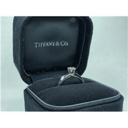 ONE LADIES PLATINUM DIAMOND SET ENGAGEMENT RING, CLASSIC SOLITAIRE DESIGN WITH ROUND BRILLIANT CUT