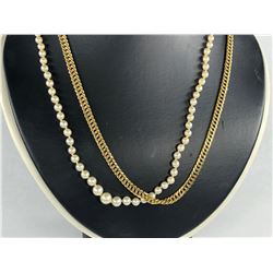 2 PCS TOTAL: 1- ONE 14KT YELLOW GOLD HERRING BONE CURBED LINK CHAIN, WEIGHS 12.0 GRAMS, 53CM LONG,
