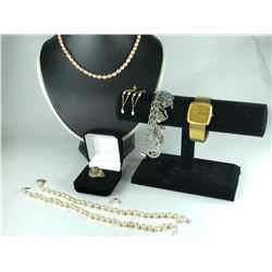 6 PCS TOTAL: 1- ONE PAIR 14KT YELLOW GOLD DANGLING WHITE FRESH WATER CULTURED PEARL EARRINGS,