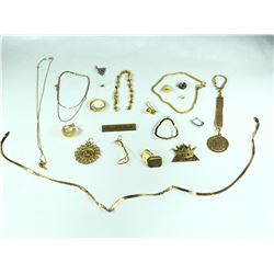 COLLECTION OF YELLOW AND WHITE GOLD BROKEN PIECES OF JEWELLERY SUITABLE FOR MELT AND SCRAP