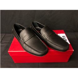 PAIR OF MENS HUGO BOSS BLACK LEATHER LOAFERS - SIZE US 8
