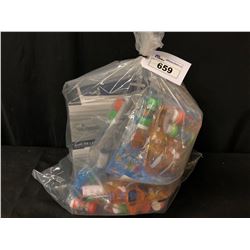 BAG OF 2 AUDI R8 RC CARS AND MULTIPLE BUBBLE GUNS