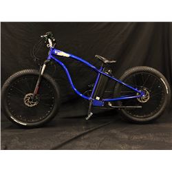 BLUE YITU 7 SPEED ELECTRIC ASSIST FAT TIRE BIKE WITH FRONT AND REAR DISK BRAKES
