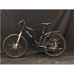 BLACK BRODIE 27 SPEED HYBRID MOUNTAIN BIKE WITH FRONT AND REAR HYDRAULIC DISK BRAKES, CLIP PEDALS