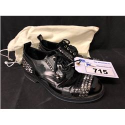PAIR OF LOEWE BLACK LEATHER STUDDED SHOES, SIZE 42