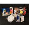 Image 1 : LOT OF ASSORTED ART SUPPLIES