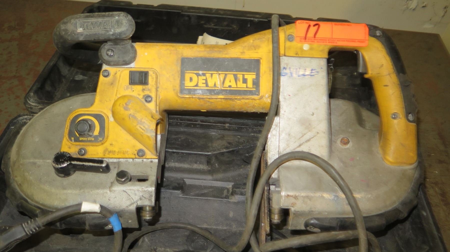DeWalt DWM120K Deep Cut Band Saw - Roller Auctions DeWalt DWM120K Deep Cut Band Saw - Roller Auctions