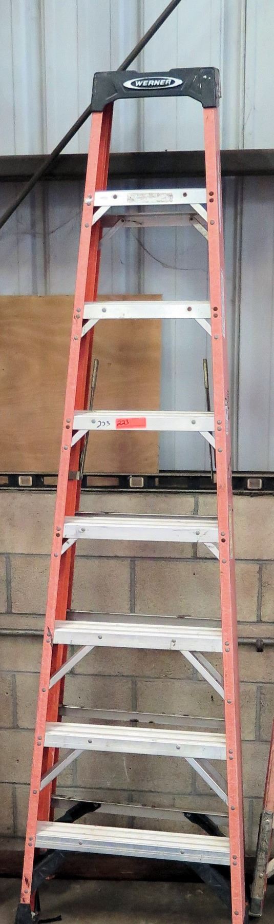 Qty 1 Red Tall Ladder 8'