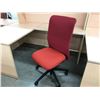 Image 2 : KNOLL ESSENTIALS RED MESH BACK WORK CHAIR