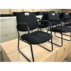 BLACK SLED BASE CLIENT CHAIR