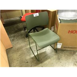 LOT OF 12 HOWE GREEN MODEL 40-4 COMMERCIAL GRADE METAL FRAME STACKING CONVENTION CHAIRS