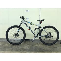 WHITE CCM SHADOW FULL SUSPENSION MOUNTAIN BIKE WITH FRONT AND REAR DISC BRAKES