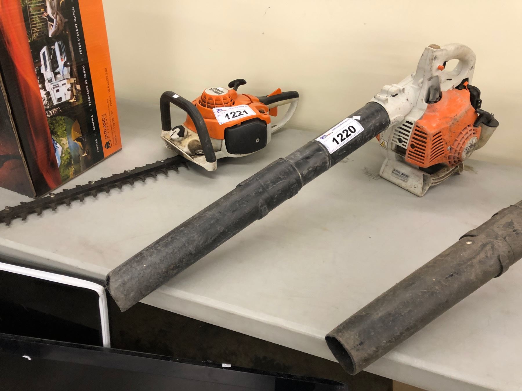 STIHL BG 55 GAS POWERED LEAF BLOWER Stihl bg 55 gas powered leaf blower