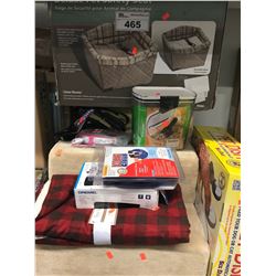 DELUXE PET SAFETY SEAT, PET STEPS, HARNESS, RETRACTABLE LEASH, KONG CLOUD PREMIUM PROTECTIVE