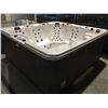 Image 2 : AMERICAN SPAS HOT TUB, HARMONY SERIES, CAMEO/GYPSUM 84"X 93" ACRY,