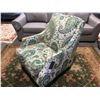 Image 2 : RETRO INSPIRED CONTEMPORARY ACCENT CHAIR