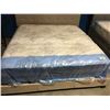Image 1 : KING SIZE BEAUTYREST MATTRESS & BOXSPRING SET
