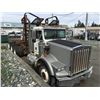 Image 3 : 2000 KENWORTH 2DR LOGGING TRUCK, WHITE, VIN # 1NKDX6EXXYS958650, 124 085 KM,
