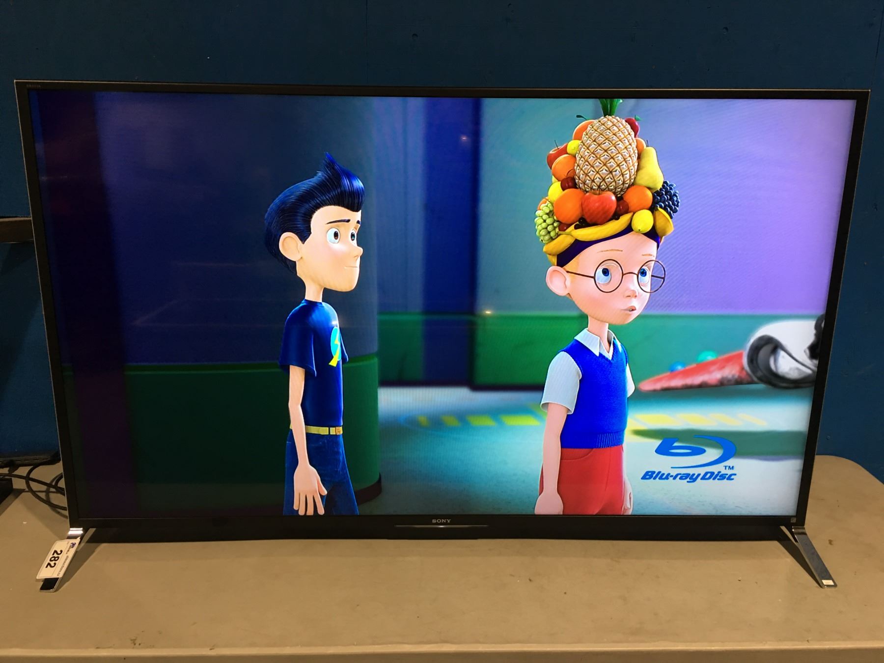 Sony Bravia 70 Smart 3d Tv With Remote Glasses