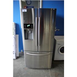 33" STAINLESS STEEL SAMSUNG FRIDGE WITH BOTTOM FREEZER AND WATER/ICE