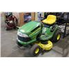 Image 2 : JOHN DEERE 100 SERIES RIDE-ON LAWNMOWER  - NOT RUNNING