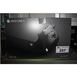 XBOX ONE X 1TB CONSOLE