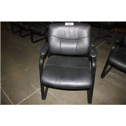 BLACK PADDED OFFICE CHAIR