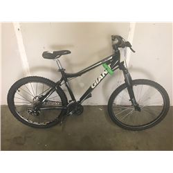 BLACK GIANT MOUNTAIN BIKE