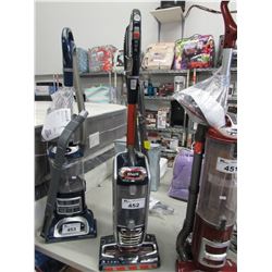 SHARK DUO CLEAN VACUUM